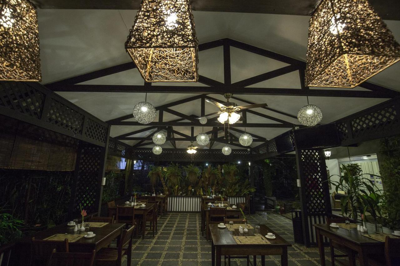 Cloud 10 Boutique Hotel Янгон Екстер'єр фото