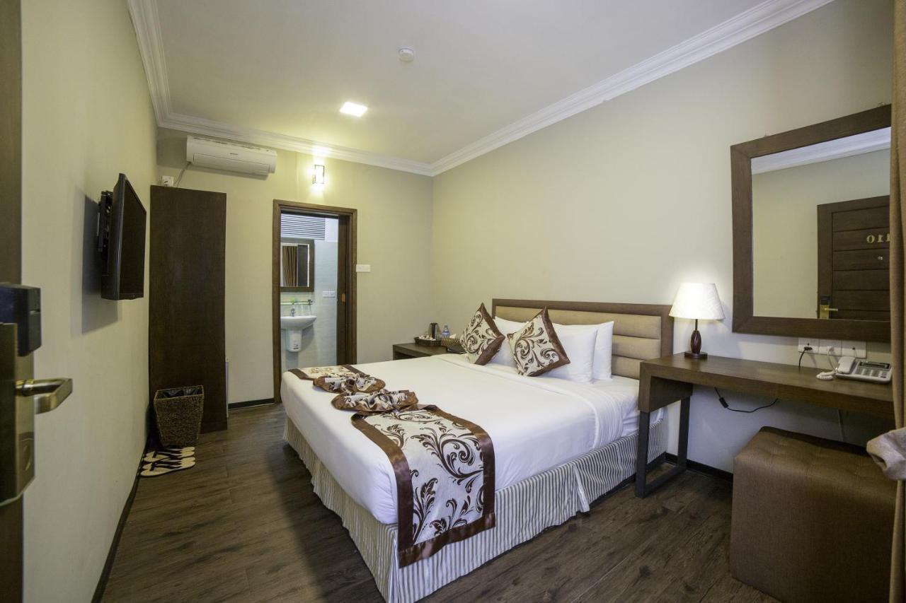 Cloud 10 Boutique Hotel Янгон Екстер'єр фото