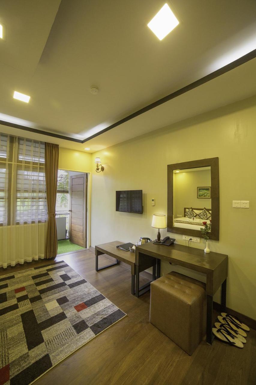 Cloud 10 Boutique Hotel Янгон Екстер'єр фото