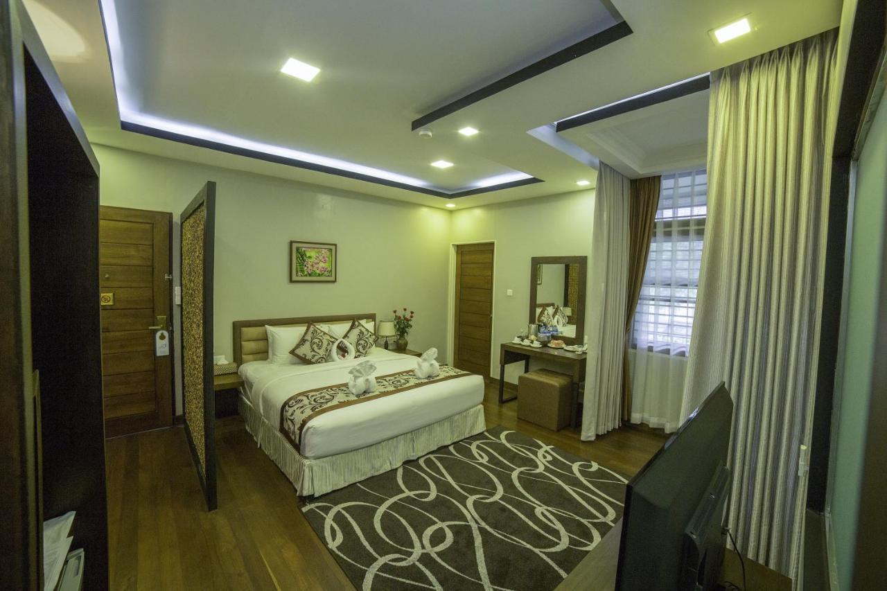 Cloud 10 Boutique Hotel Янгон Екстер'єр фото