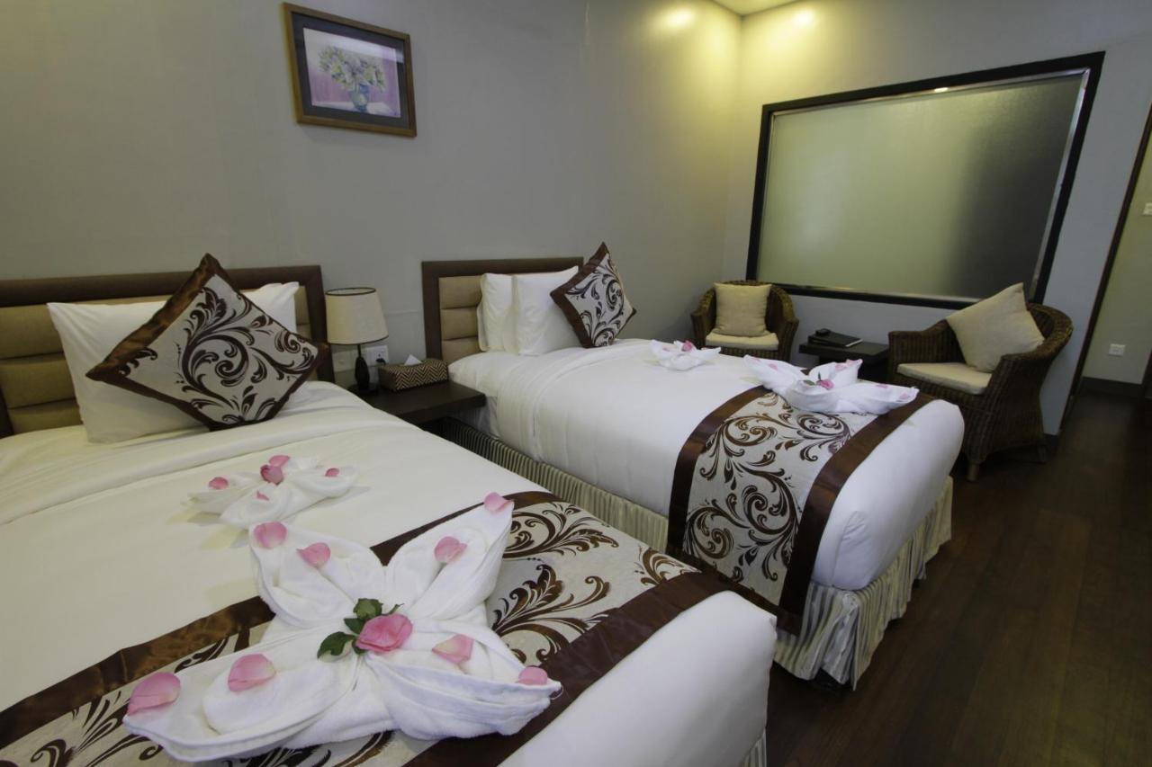 Cloud 10 Boutique Hotel Янгон Екстер'єр фото