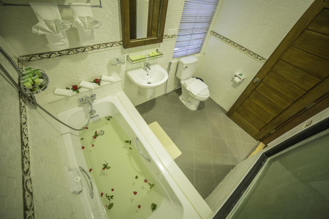 Cloud 10 Boutique Hotel Янгон Екстер'єр фото